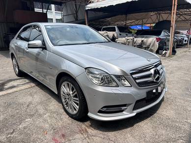 Mercedes Benz E200 CGI BlueEFCY