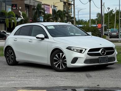 ,000 KM 2021 Mercedes Benz A180 1.4 Style Turbo