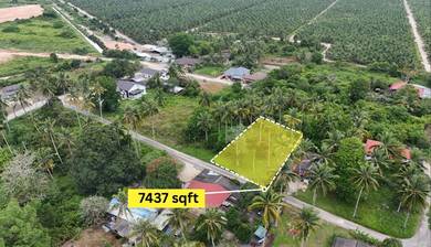 Tanah Banglo Pak Mahat Lengkap Infra