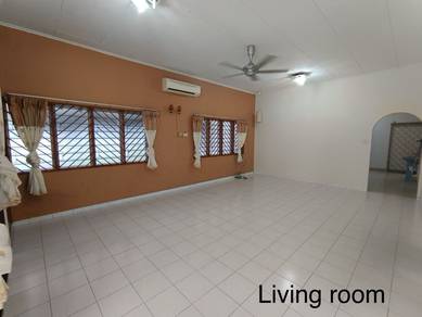 Sri Lalang Single Storey CORNER