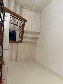 Full loan renovated double storey 20x75 bandar puteri klang