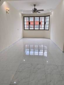Sri Putra Apartment