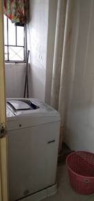 Sri pelangi condo , 930sf , 3r2b , block 130 , setapak