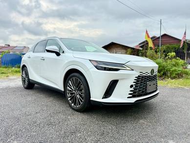 Lexus RX350 2.4 LUXURY,Full White,P roof.