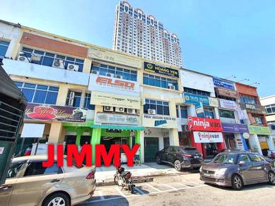 Bukit Jambul, Facing Main Road Grd Floor Shop To Let