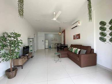 Renovated & partially furnished, mid floor with hill view!