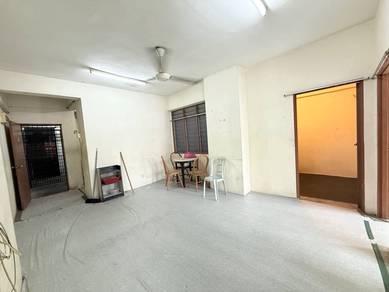 LEVEL 3 Flat Taman Desaria Blok N Taman Desaria PJ