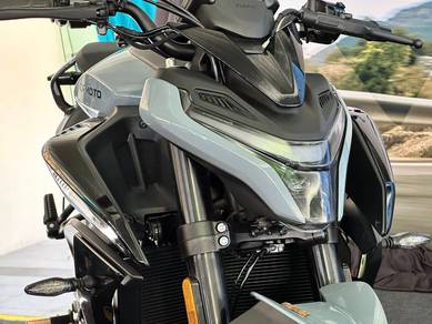 New CFMOTO 675NK ABS READY FREE GIFT x 14