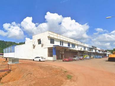 Taman Semarak 3 Units Combined 1.5 Storey Terrace Factory