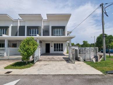 CORNER & 20FT EXTRA LAND | Double Storey Taman Pelangi Semenyih 2
