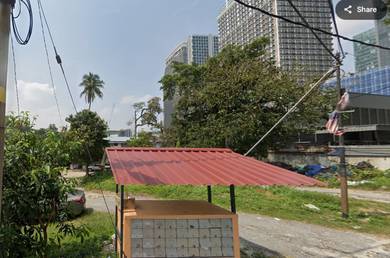 Empty Land Kampung Sungai Penchala Next to Toyota Showroom