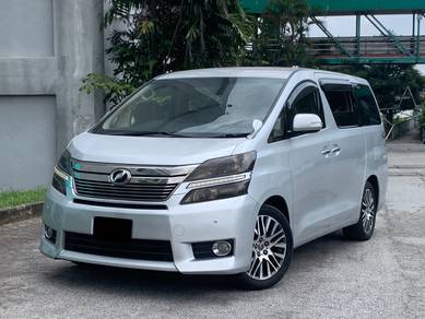 Toyota VELLFIRE 2.4 X FACELIFT 8Seat P/START REG16