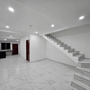 Tingkat 2 low cost Kulai Wawasan fully tiles