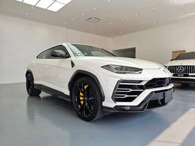 Lamborghini URUS Trade in terima