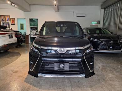 ,119KM Grade 4.5✨2020 Toyota VOXY 2.0 KIRAMEKI ✨