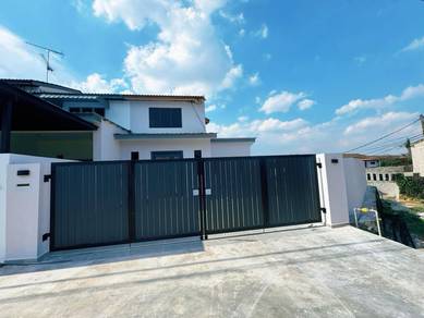 Desa Cemerlang Ultra Big Corner Lot|Renovated Double Storey Low-Cost