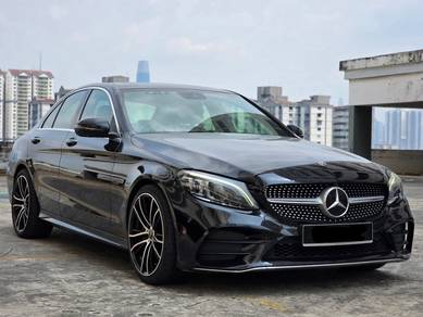 Mercedes Benz C300 2.0 AMG 63k KM Mil