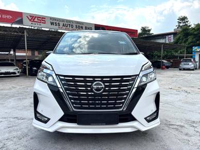 Nissan SERENA 2.0 IMPUL PREMIUM Highway Star C27