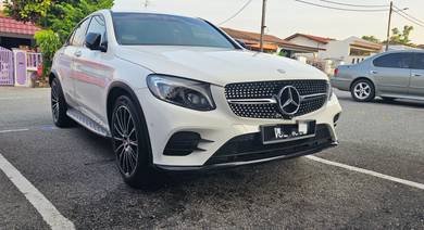 Mercedes Benz GLC250 4MATIC COUPE AMG LINE