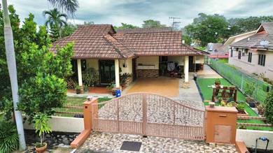 Well maintain | 1 Storey Bungalow Jalan Tanjung Bukit Sentosa Rawang