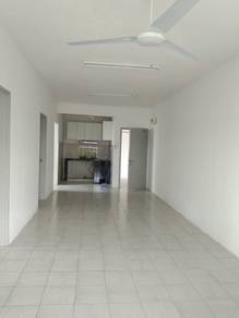 FOR SALE Lower Floor DESA Mas Apartment Rawang+EASYTORENT+GOODINVEST++