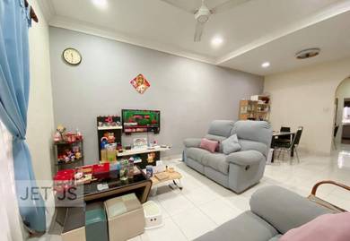 Double Storey House 22x75 Kitchen Extended good condition Puteri Klang
