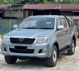 Toyota HILUX 2.5 G (A)