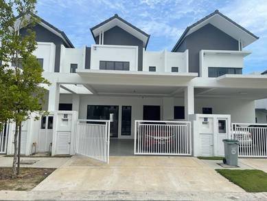 Nilai Impian【 JUAL MURAH BELOW MARKET 25%】2300Sqft Freehold