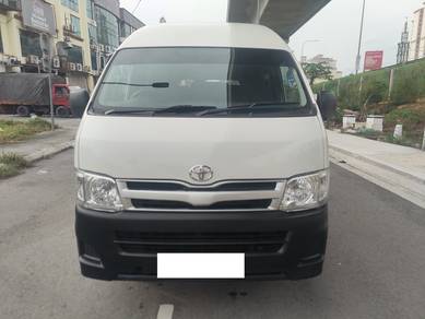 Toyota Hiace 2.5 (M) Window Van High Roof