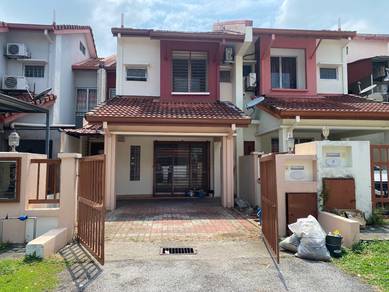 [MOVE IN CONDITION ] 2 Storey Taman Pinggiran Usj 1, Sebelah Sek 22