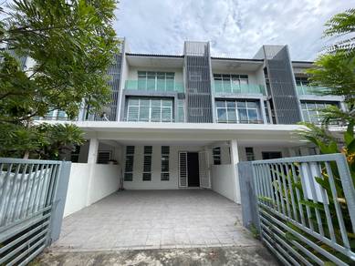 For Sale FREEHOLD Renovated 3 Storey Terrace House Bangi Avenue Kajang