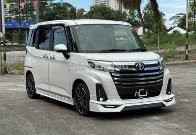 Toyota ROOMY 1.0 CUSTOM G-T MODELLISTA AERO