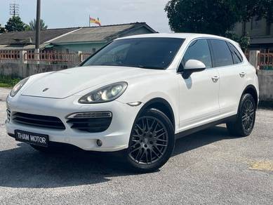 Porsche CAYENNE  E2 958 V8 CBU (A) SPORT CAR