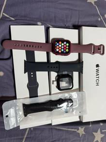 Apple Watch SE 40mm aluminium case