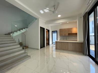 Lume Homes / Modern & Luxury Semi-D / Low Density / Kolombong / KK