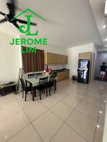 The Clovers| Spacious 3-Bedroom Condo with 3 Bathrooms & 2 Carparks