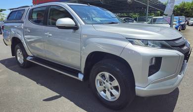 Mitsubishi TRITON 2.4 M VGT M/T (MT) (4X4)🩶