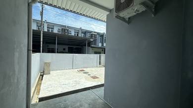 Double Storey Intermediate, City Garden