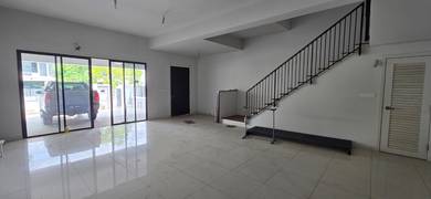 Hemingway bandar seri coalfields, puncak alam. landed house for rent