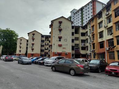 Renovated Unit Taman Sri Sentosa, Old Klang Road, Kuala Lumpur Top Flr