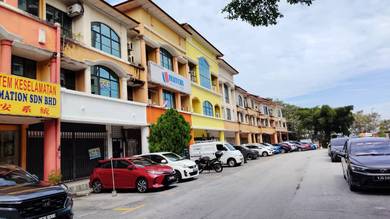 Bandar Puchong Jaya 3.5 Storey Shop Office