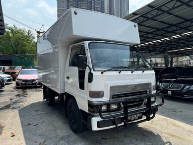 2008 Daihatsu Delta V58R Diesel Luton Box
