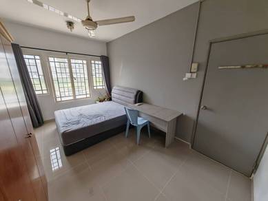 Kenanga apartment freehold reno full loan wawasan puchong move in cond