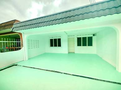 Tingkat 1 Terrace Extend bath Renovated unit