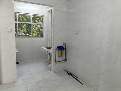 Puchong Utama Court 1 Freehold Apartment Cash Back 100K + RM1K Deposit