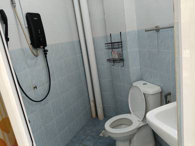 Puchong Utama Court 1 Freehold Apartment Cash Back 100K + RM1K Deposit