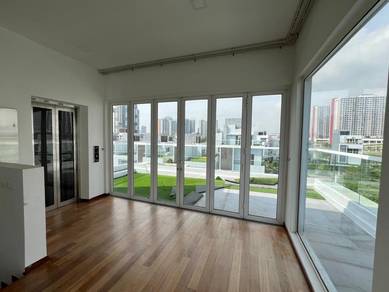 Lakefront Villa Cyberjaya Bungalow With Lift Move In Ready