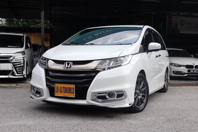 Reg 2018 HONDA ODYSSEY RC1 2.4 ABSOLUTE (A) 2Oth A