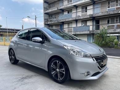 Peugeot 208 1.6 VTi FULL SERVICE RECORD