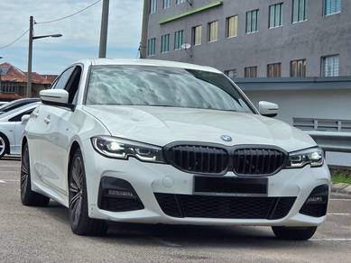 Bmw 330i M SPORT 2.0L FREE WARRANTY!